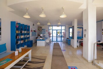 lagoonie lodge and beach