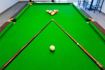 lagoonie lodge and beach