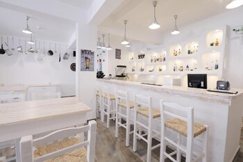 lagoonie lodge and beach