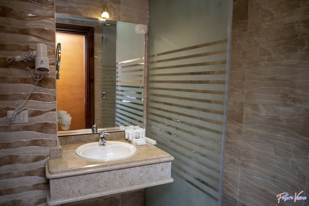 rehana plaza hotel