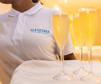 alkquimia hotel lounge and bar