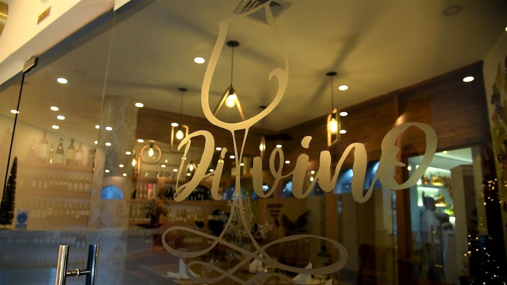 alkquimia hotel lounge and bar