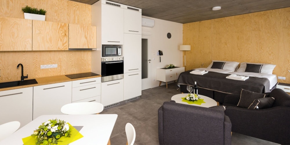residence trafick