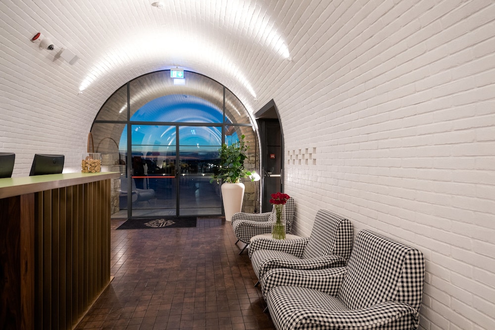 winery and design hotel roxanich