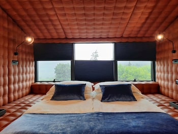winery and design hotel roxanich