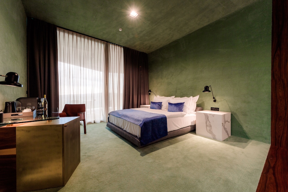 winery and design hotel roxanich