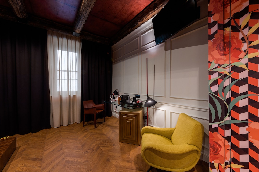winery and design hotel roxanich