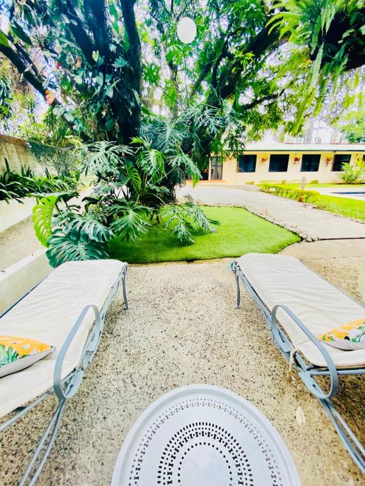 hotel mango