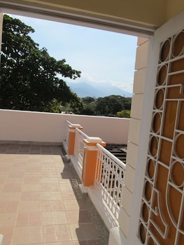 hostal solymar