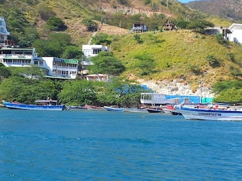 hostal solymar