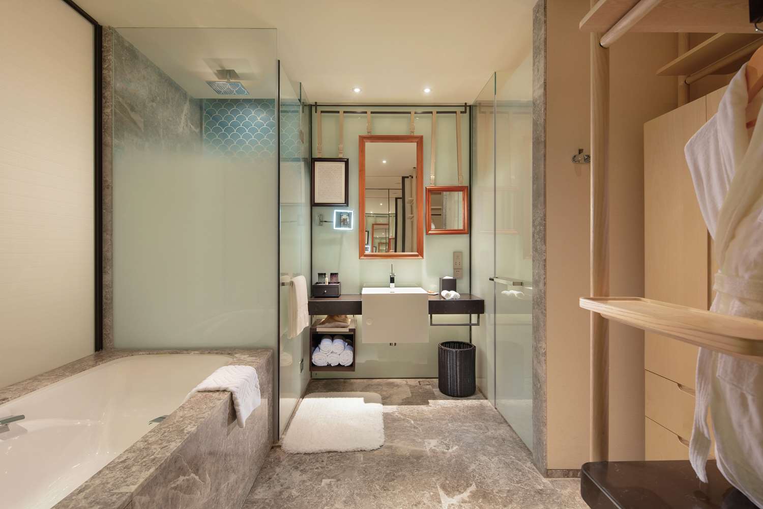 hilton dalian golden pebble beach resort