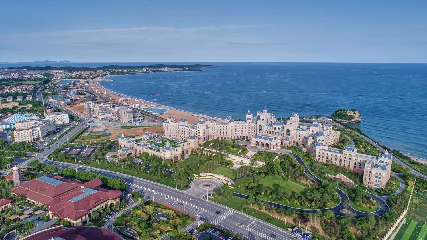 hilton dalian golden pebble beach resort