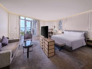 hilton dalian golden pebble beach resort