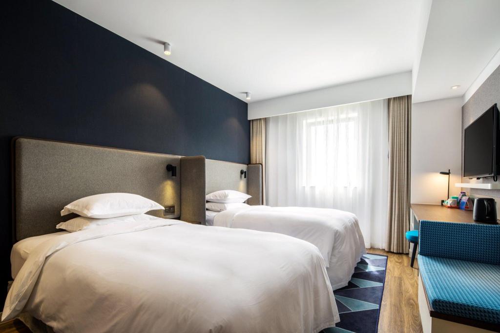 holiday inn express shaoxing paojiang an ihg hotel