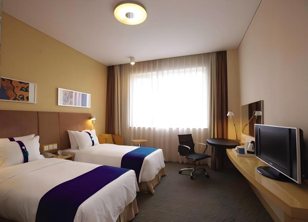 holiday inn express shaoxing paojiang an ihg hotel