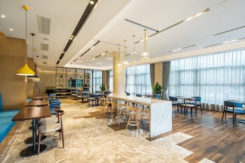 holiday inn express shaoxing paojiang an ihg hotel