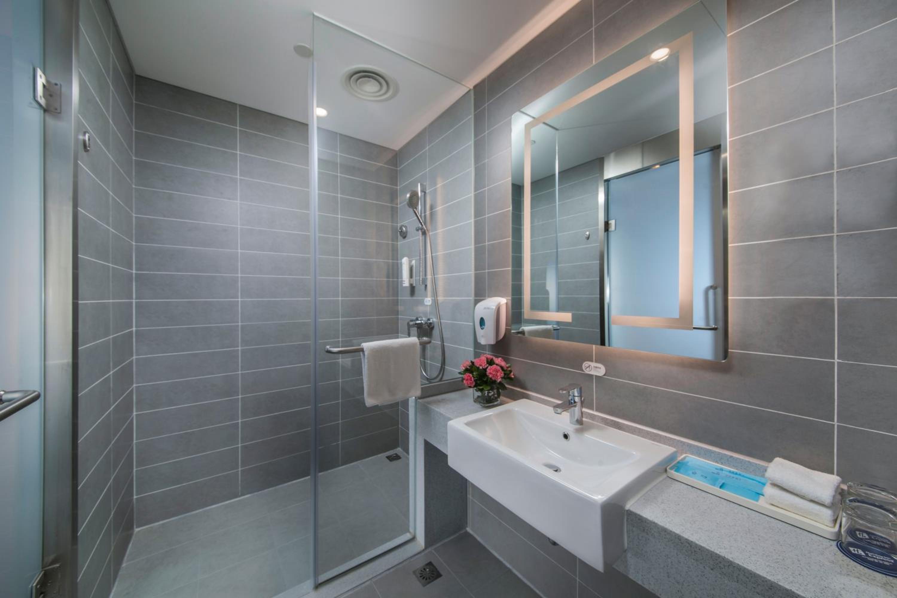 holiday inn express yantai yeda an ihg hotel