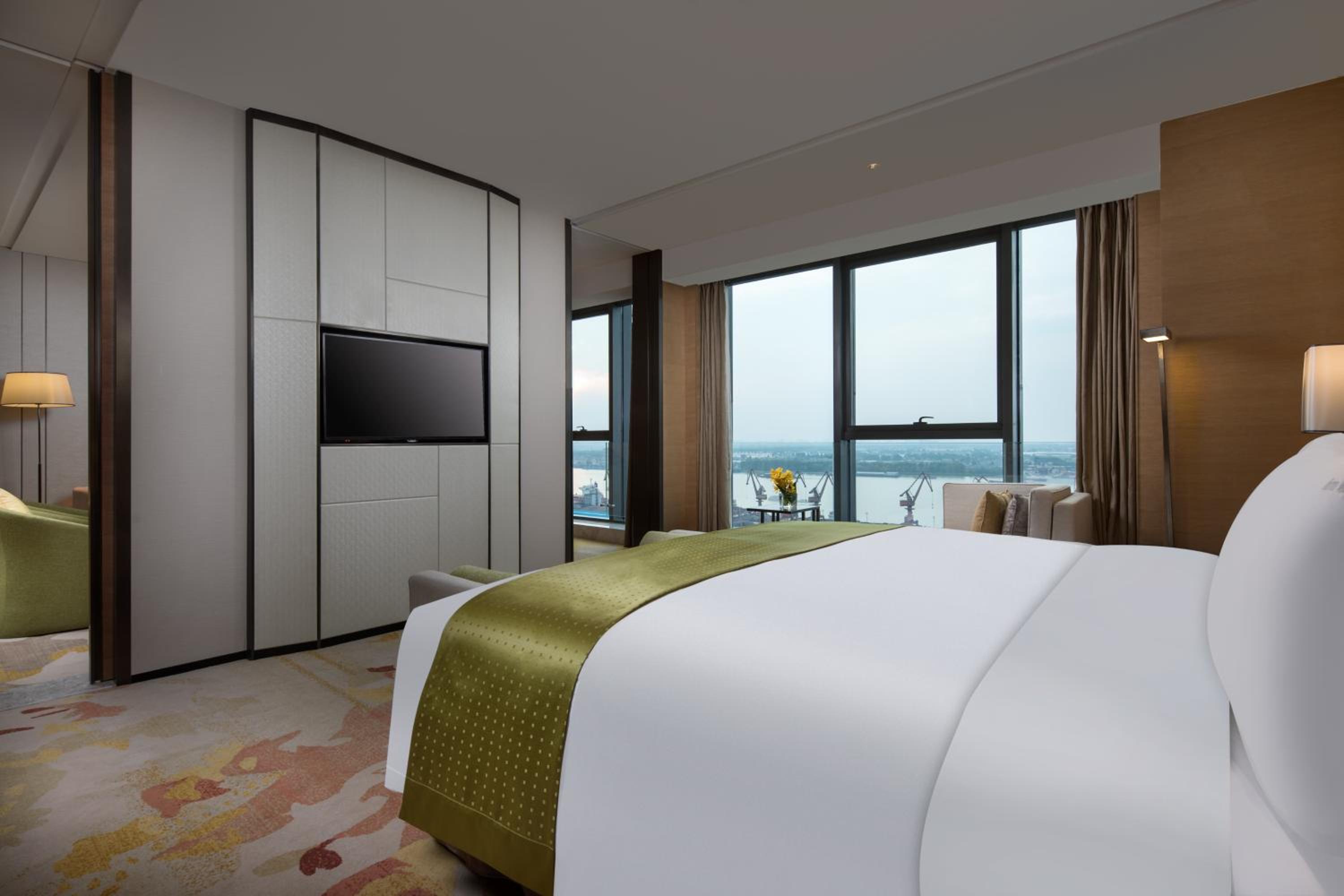 holiday inn nanjing harbour an ihg hotel