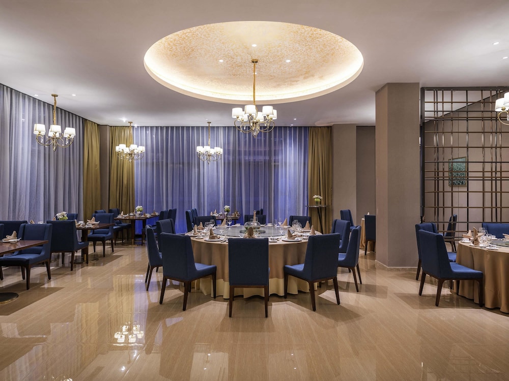 novotel qingdao new hope hotel