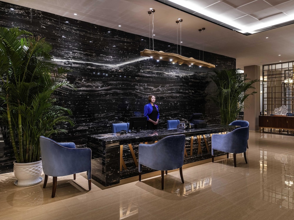 novotel qingdao new hope hotel