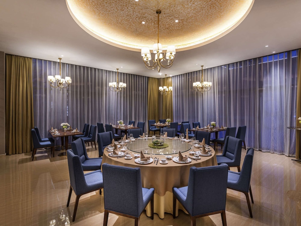 novotel qingdao new hope hotel