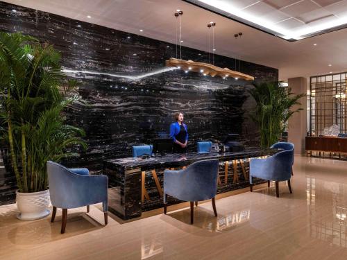 novotel qingdao new hope hotel