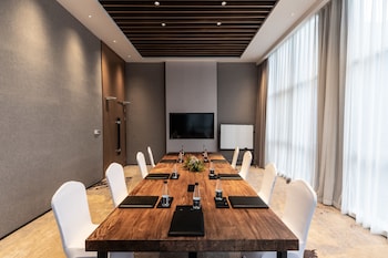 chengdu high tech zone tongpai hotel