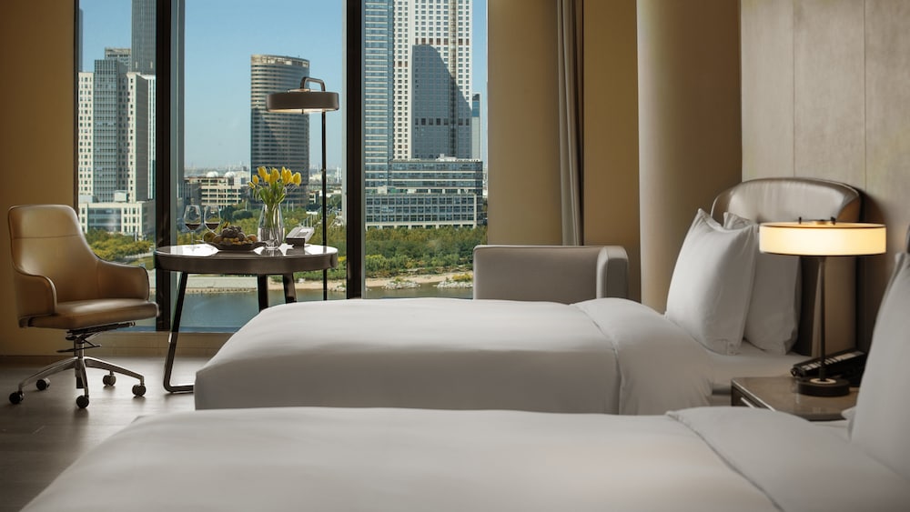 intercontinental tianjin yujiapu hotel and residences an ihg hotel