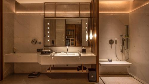 intercontinental tianjin yujiapu hotel and residences an ihg hotel
