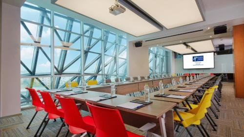 holiday inn express mianyang high tech zone an ihg hotel