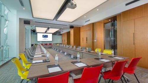 holiday inn express mianyang high tech zone an ihg hotel