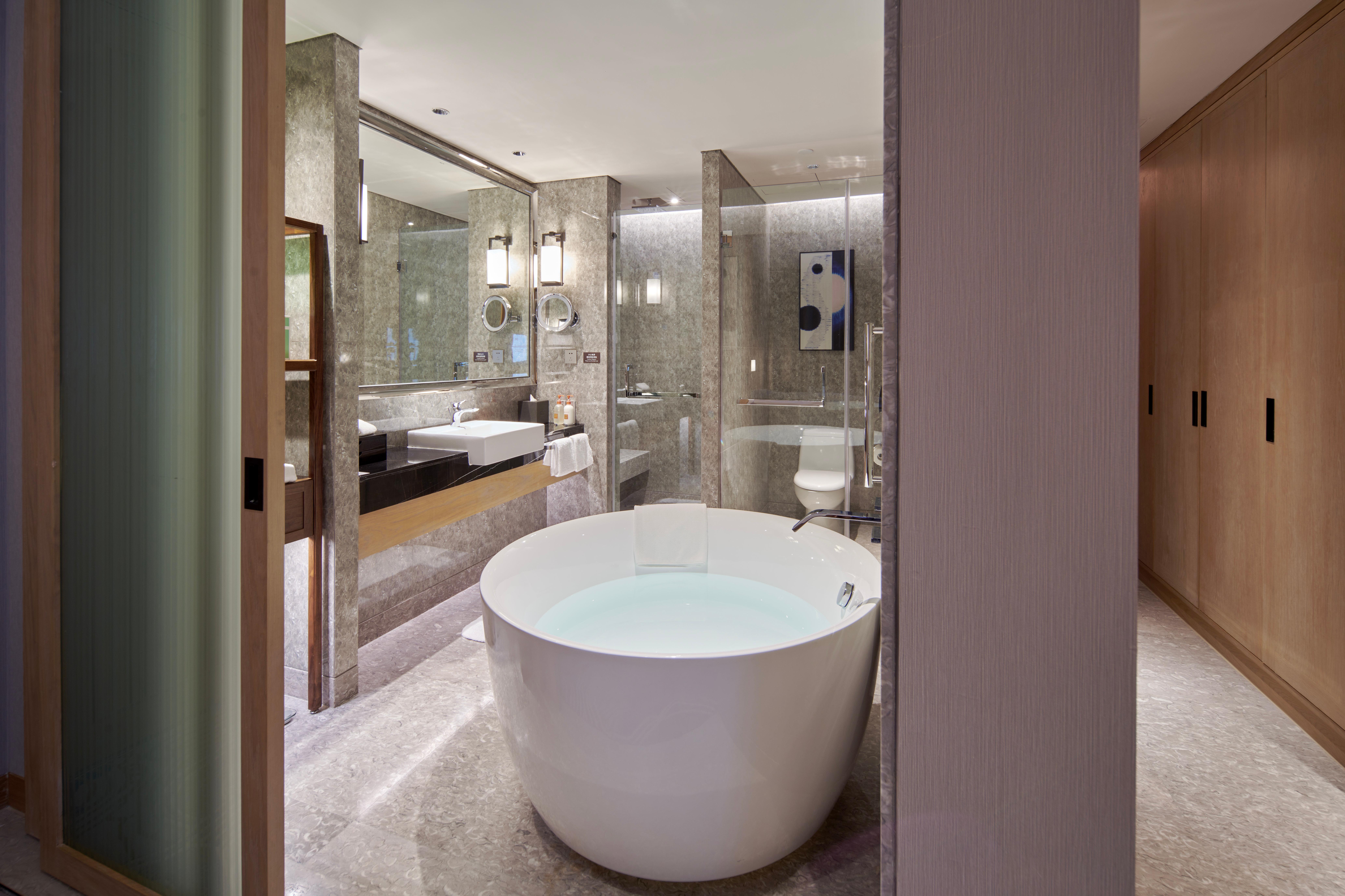 crowne plaza kunming ancient dian town an ihg hotel