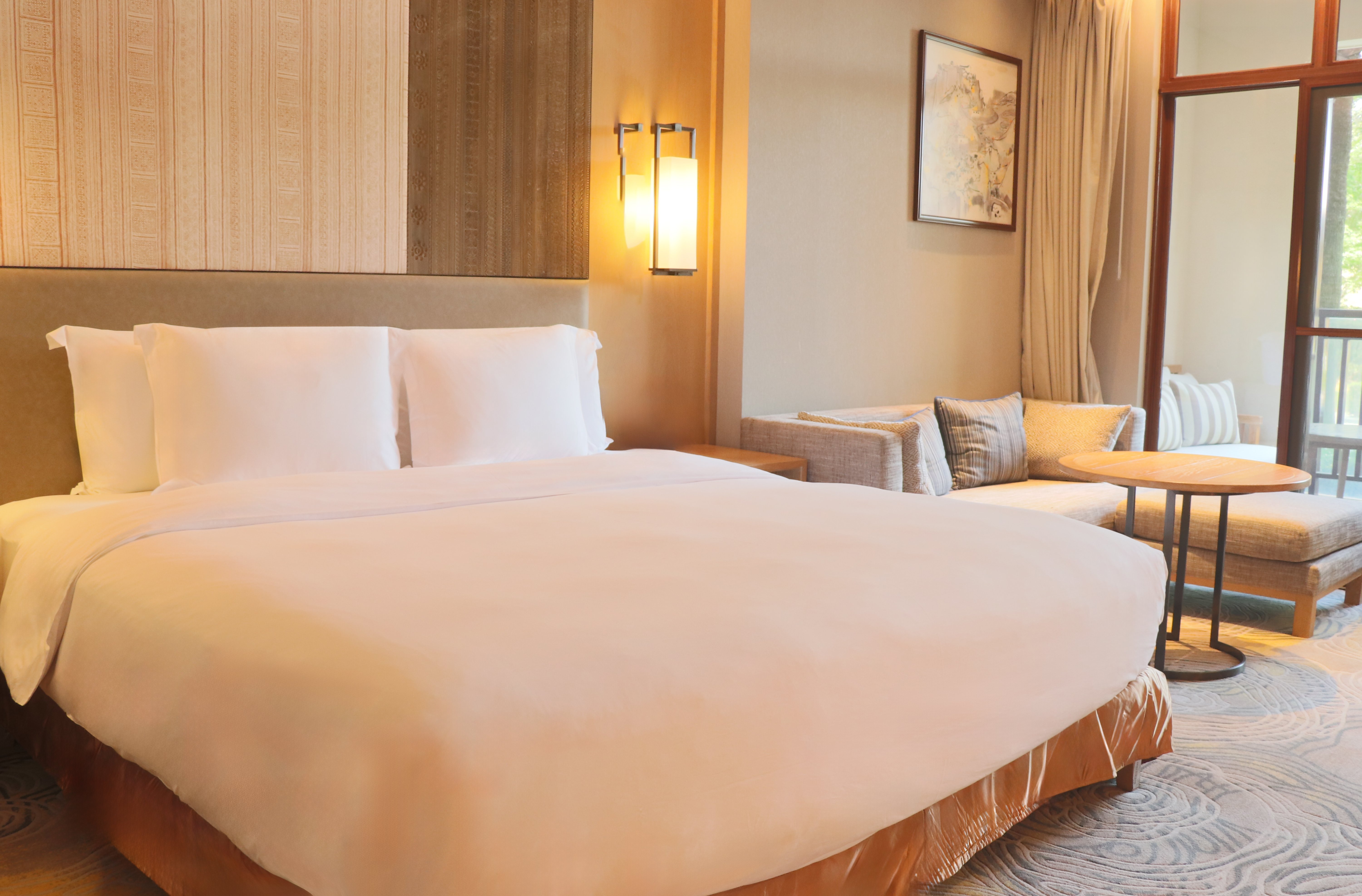 crowne plaza kunming ancient dian town an ihg hotel