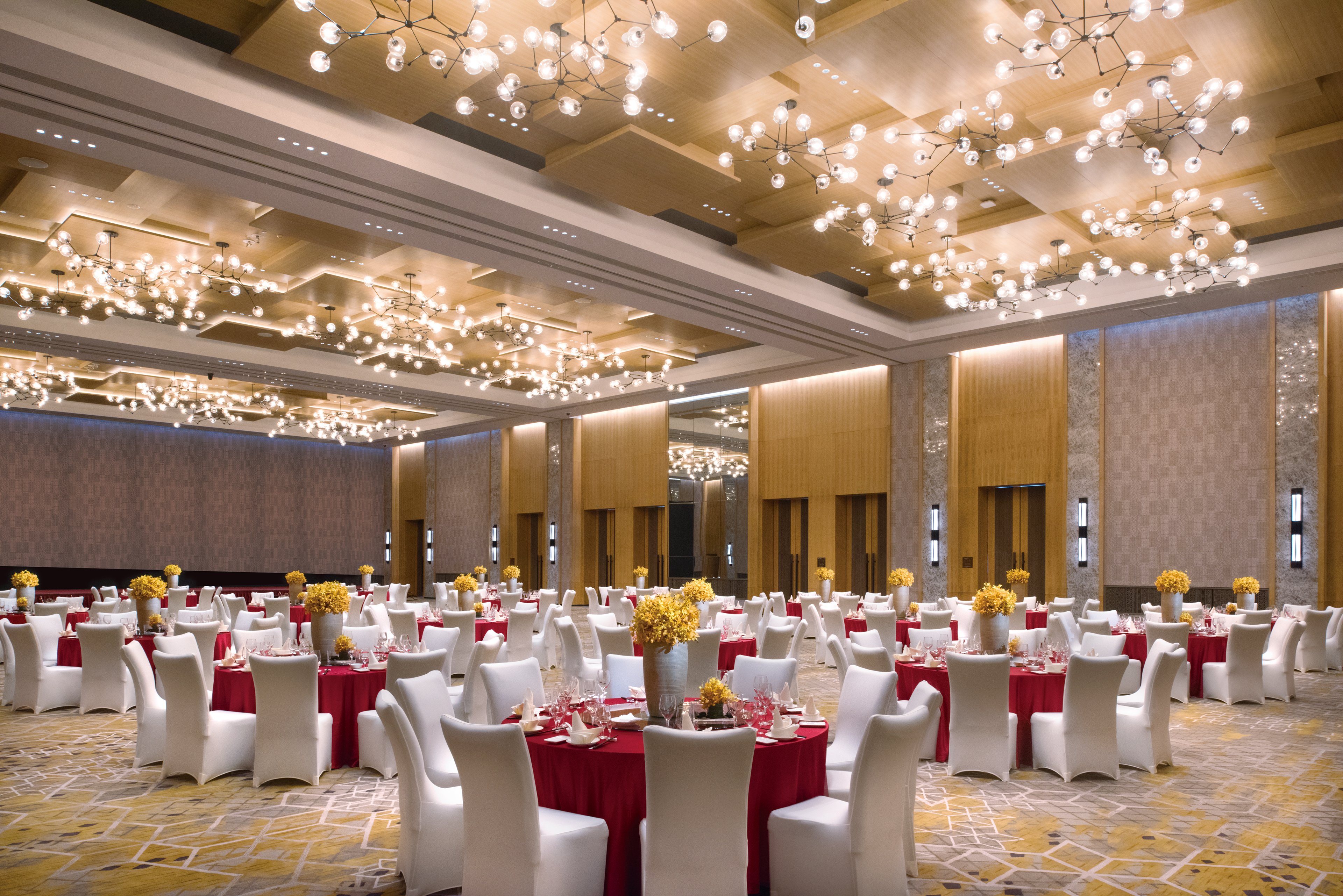 crowne plaza kunming ancient dian town an ihg hotel