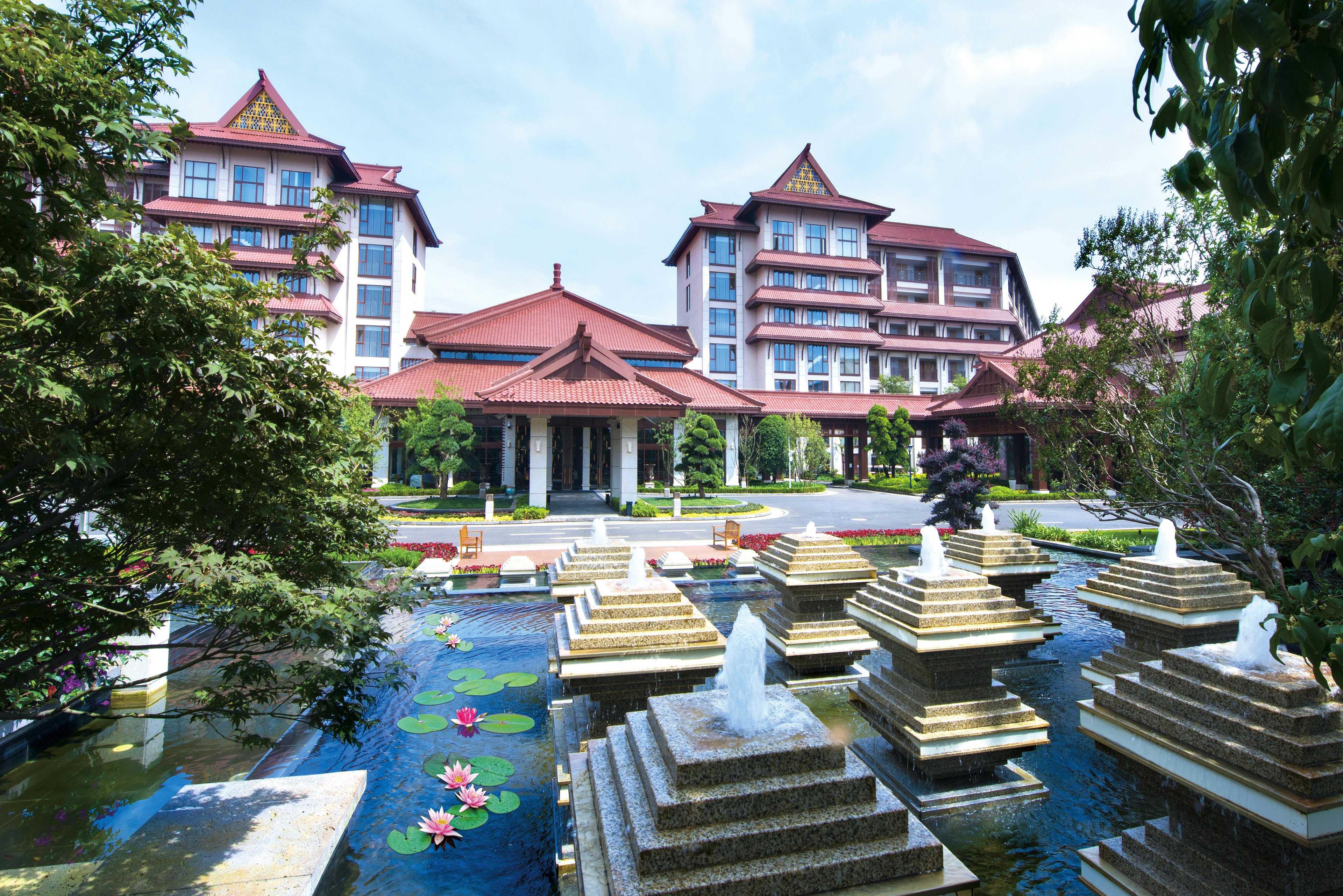 crowne plaza kunming ancient dian town an ihg hotel