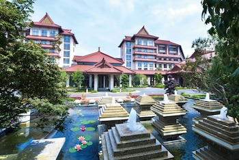 Crowne Plaza Kunming Ancient Dian Town, An Ihg Hotel,Kunming>>Chenggong,3.5 star