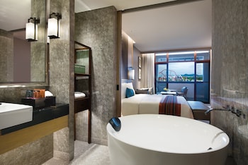 Crowne Plaza Kunming Ancient Dian Town, An Ihg Hotel,Kunming>>Chenggong,3.5 star