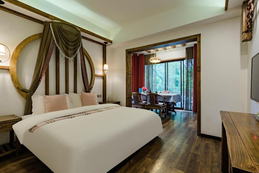 yicheng yijia inn