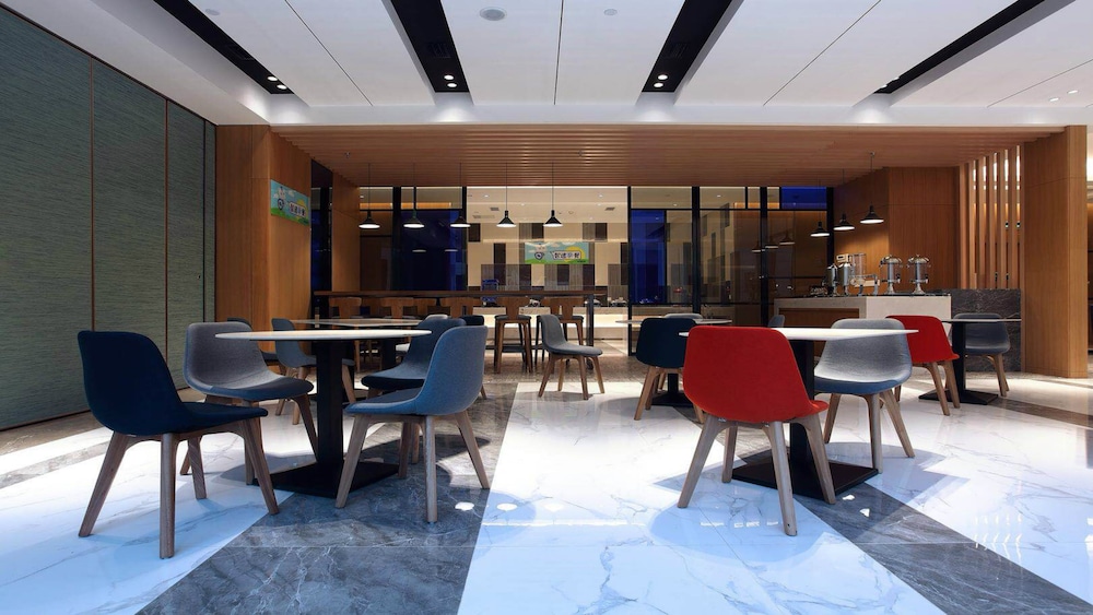 holiday inn express xian qujiang south an ihg hotel