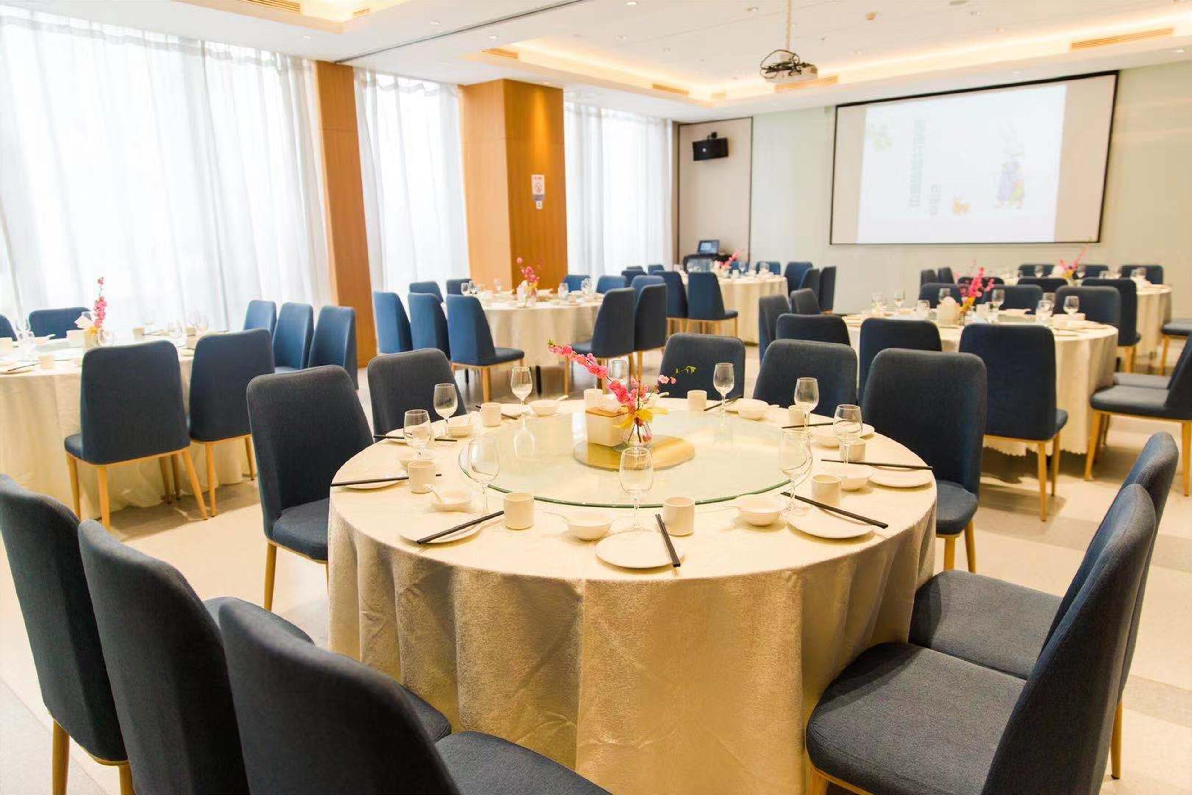 holiday inn express xian qujiang south an ihg hotel