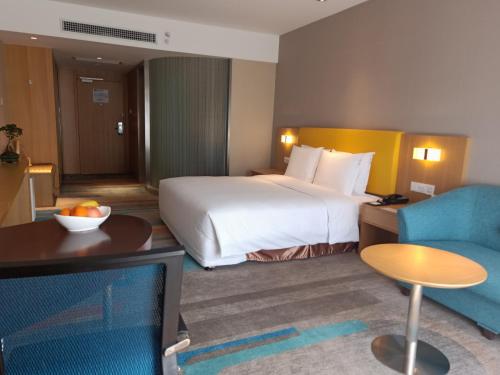 holiday inn express xian qujiang south an ihg hotel