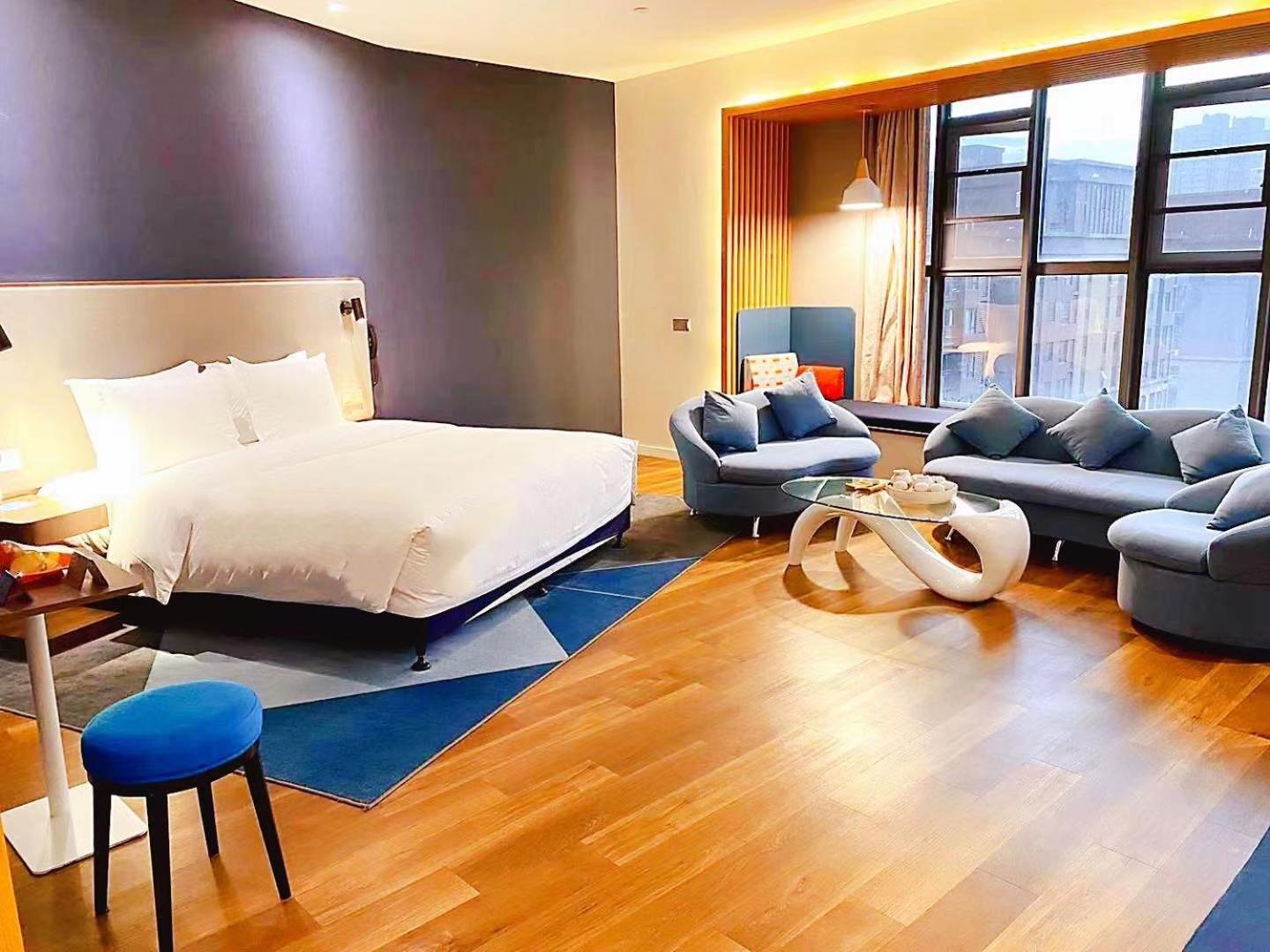holiday inn express wuhan optical valley an ihg hotel