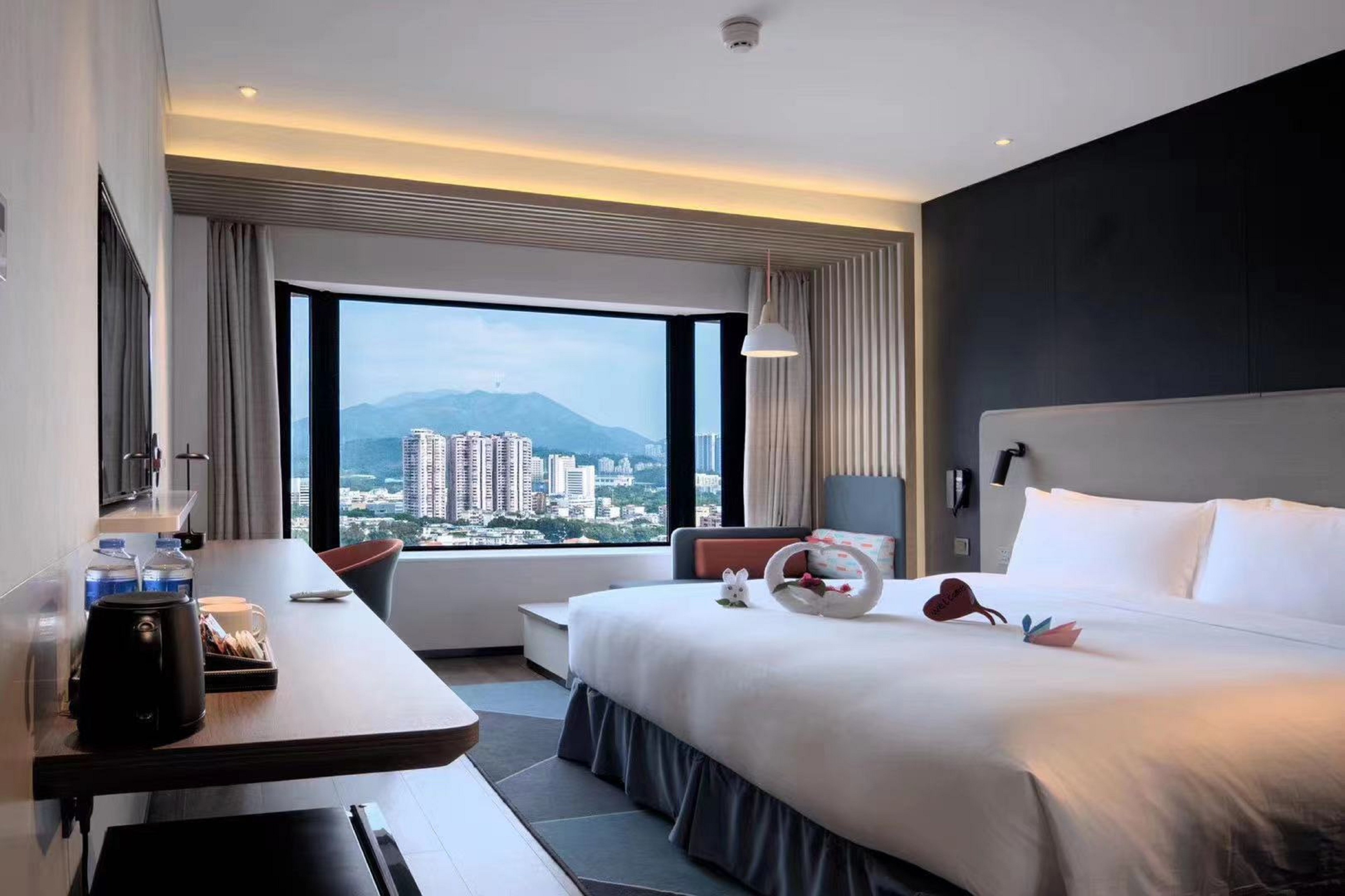 holiday inn express wuhan optical valley an ihg hotel