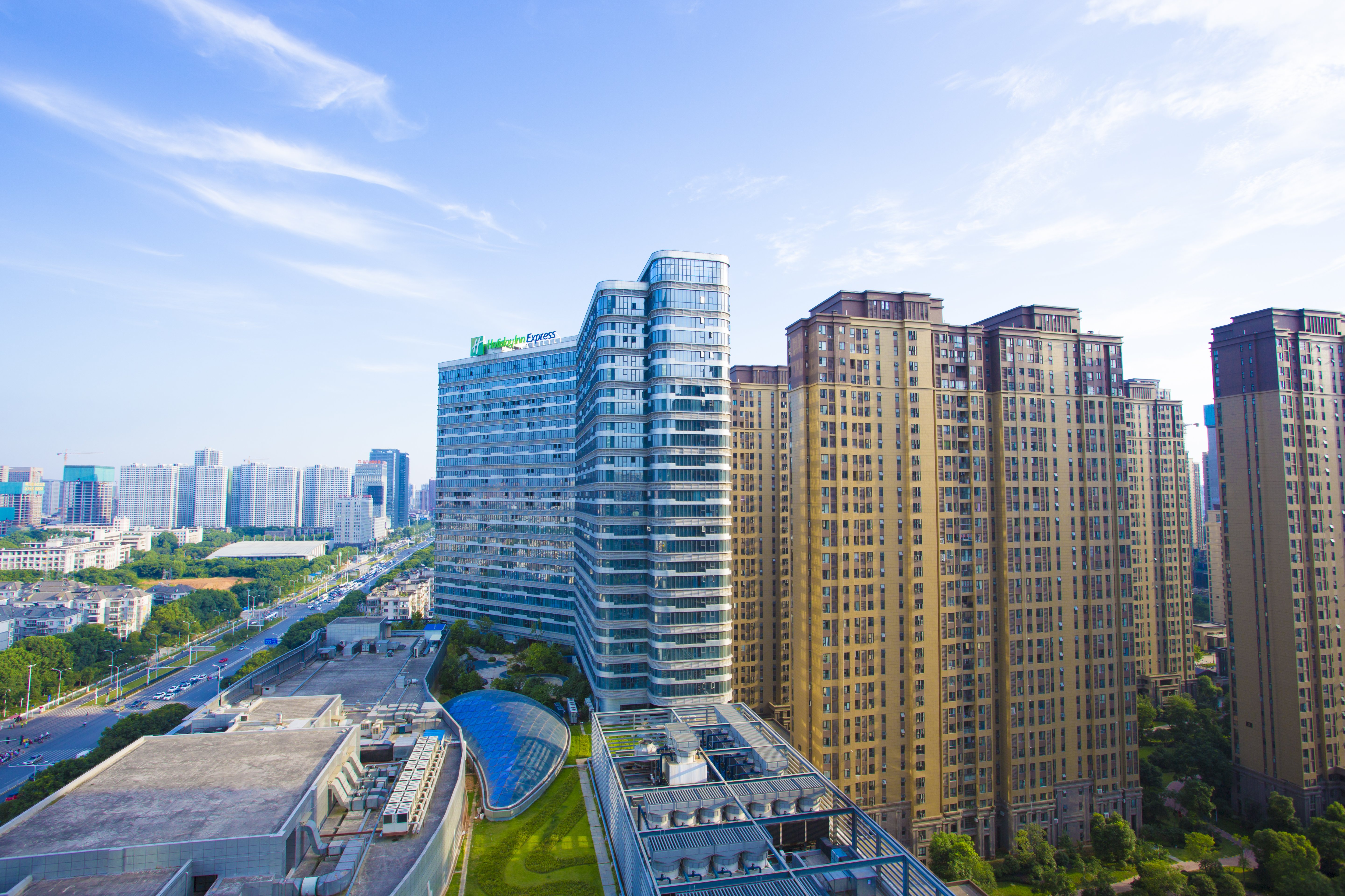 holiday inn express wuhan optical valley an ihg hotel