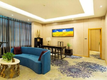 metropolo yining development zone hotel