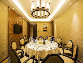 metropolo yining development zone hotel