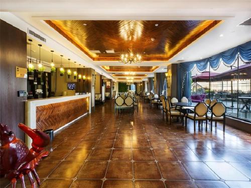 metropolo yining development zone hotel