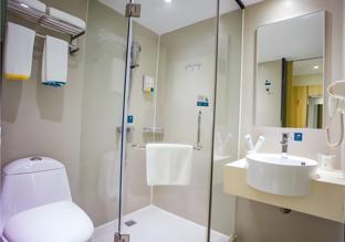 city comfort inn zhanjiang chikan overpass