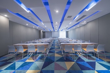 holiday inn express shanghai jinshan an ihg hotel