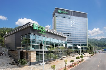 holiday inn shaoguan downtown an ihg hotel